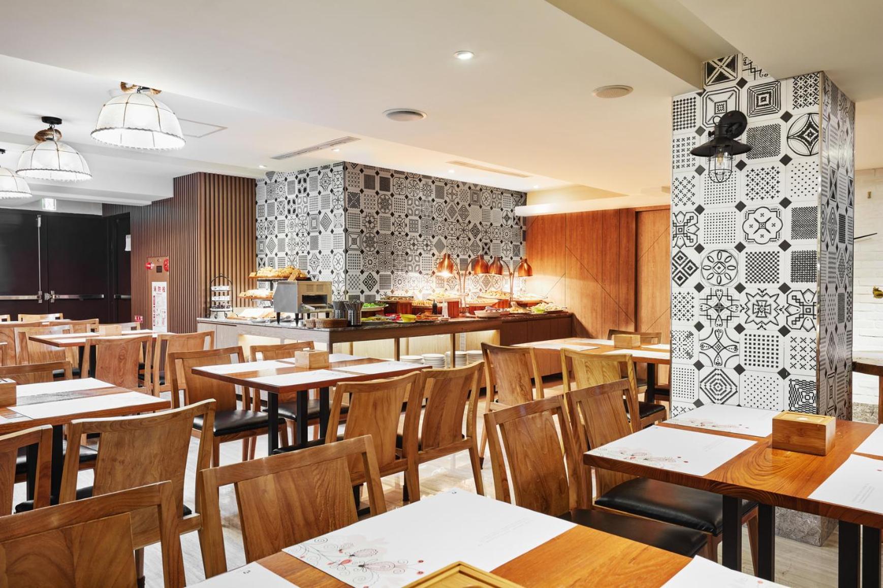 Lan Kwai Fong Garden Hotel Chiayi Extérieur photo